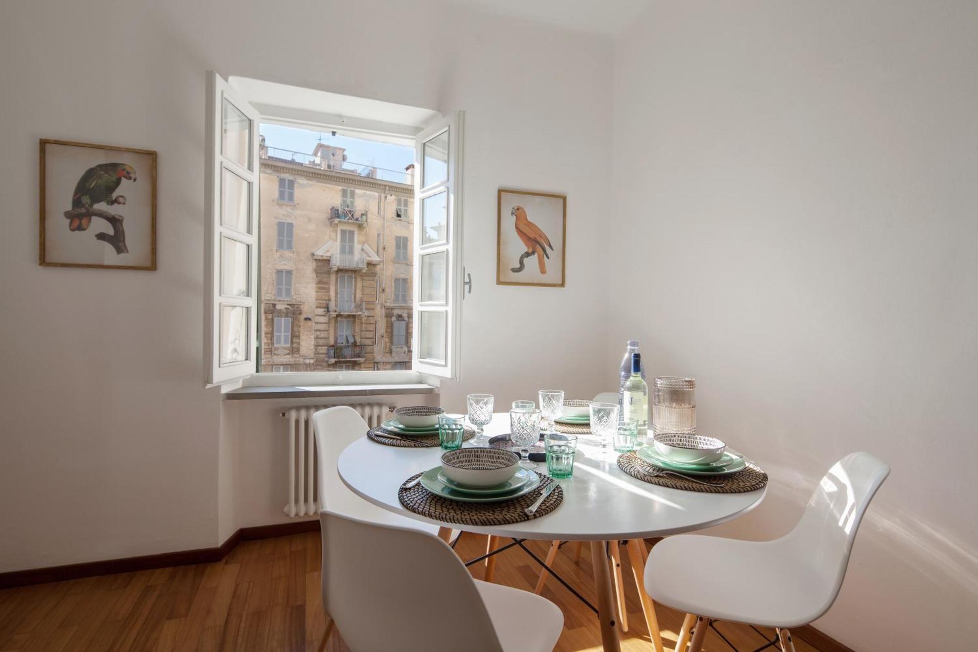 Casa Del Vicolo: Central 2BR Apartment with Easy Excursion Access La Spezia Exterior photo