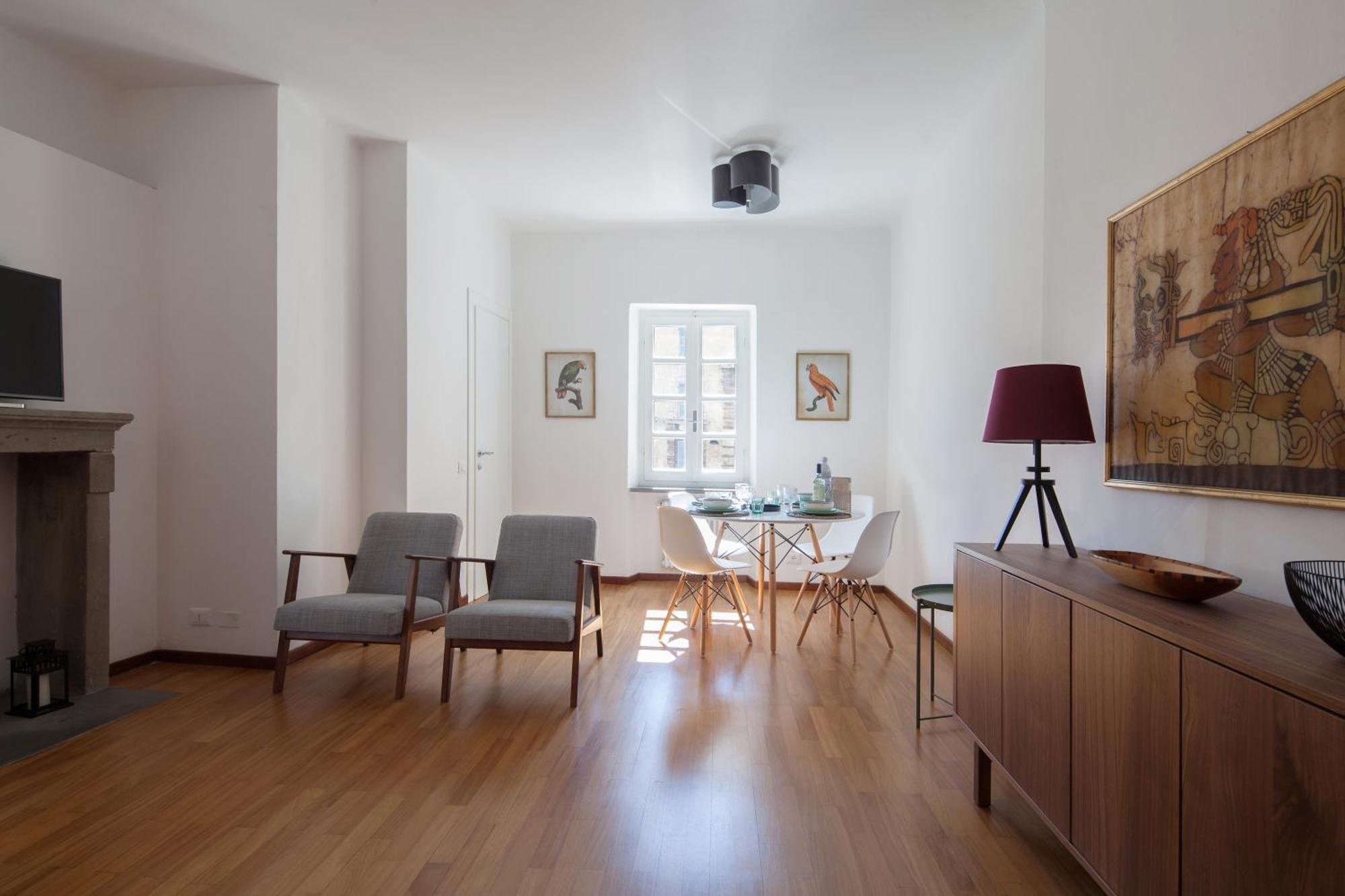 Casa Del Vicolo: Central 2BR Apartment with Easy Excursion Access La Spezia Exterior photo