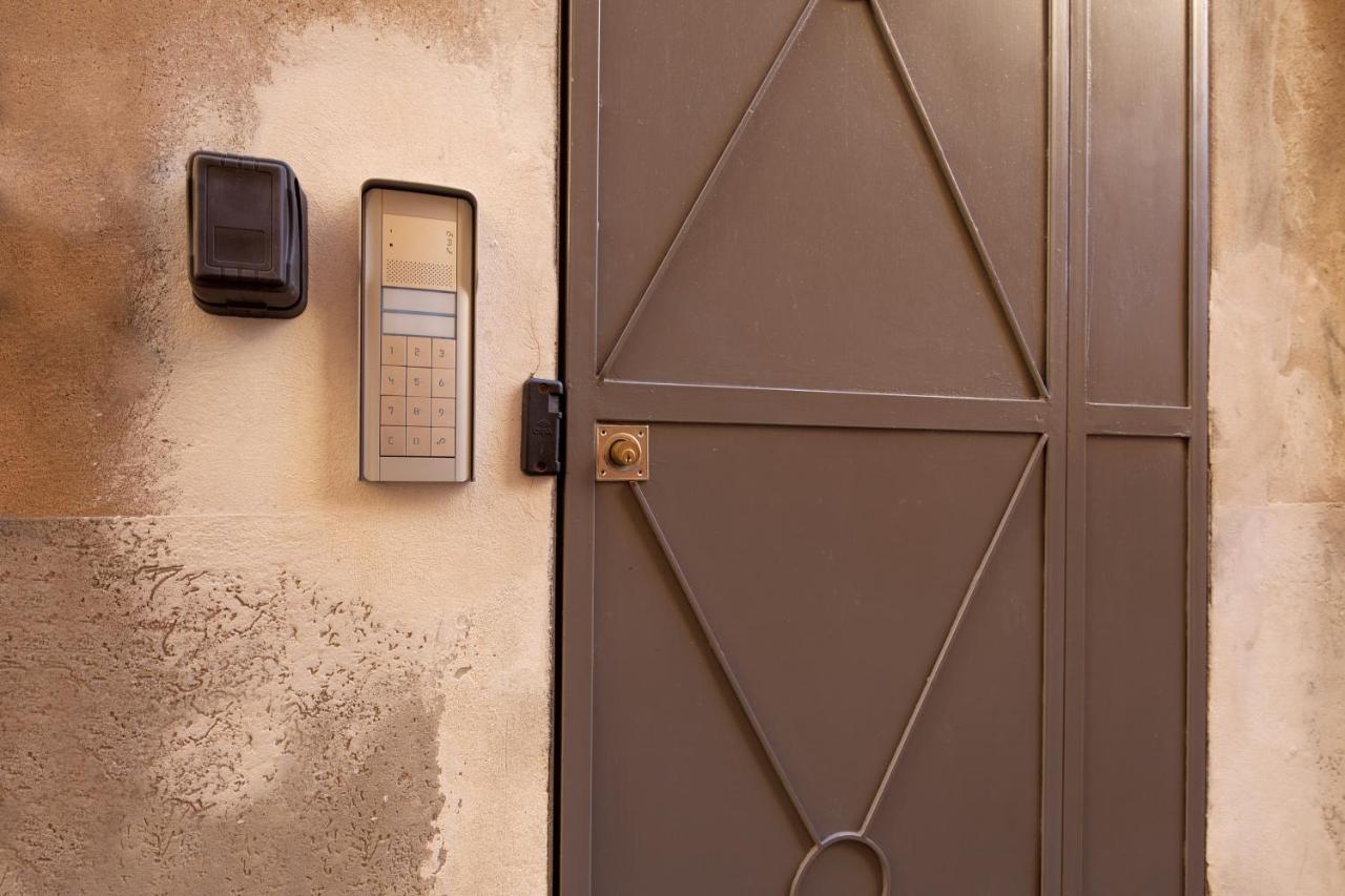 Casa Del Vicolo: Central 2BR Apartment with Easy Excursion Access La Spezia Exterior photo